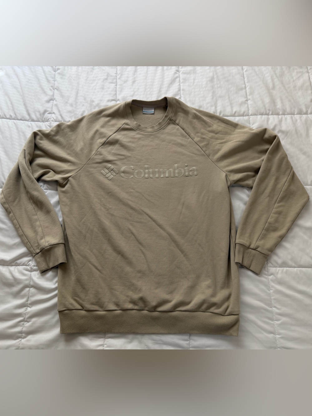 Bundle of 2 Men’s Crewneck and Hoodie Sweatshirts- Size Large